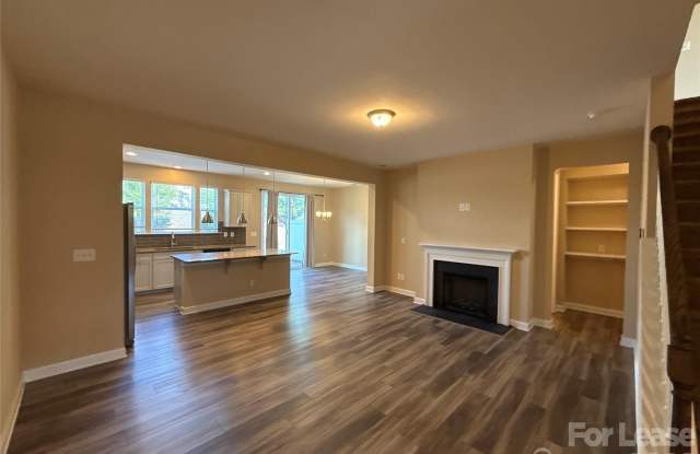 5848 Clan Maclaine Drive Gallery 2
