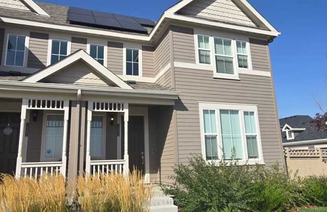 Spacious 4B/3B Available Early April! photos photos