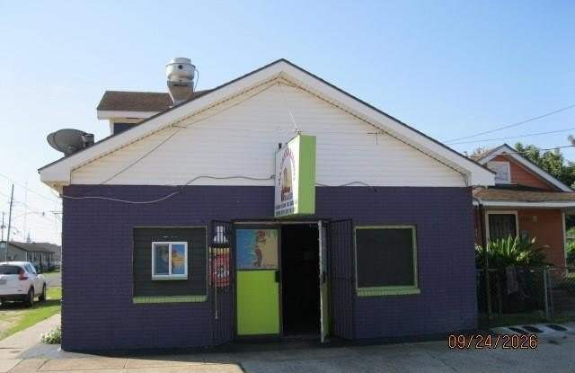 1132 ROMAIN Street Gallery 2