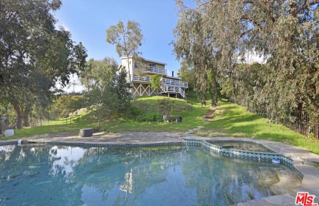 21011 SADDLE PEAK Road - 21011 Saddle Peak Road, Topanga, CA 90290