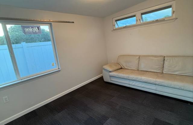 For Rent – 2 Bedroom, 1 Bathroom with Detached Studio – Pearl City, HI photos photos