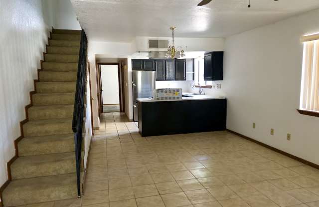 1633 Ebony Avenue - 1 Gallery 1
