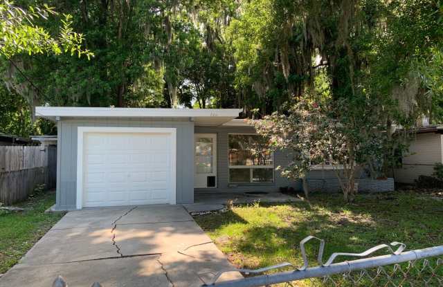 760 Greenway Place photos photos