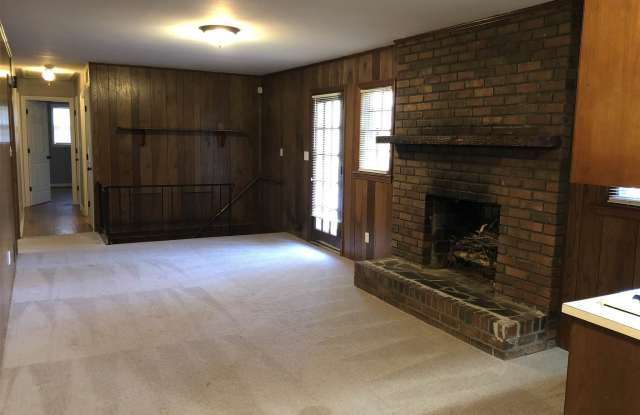 5435 Mollie Ln Gallery 2
