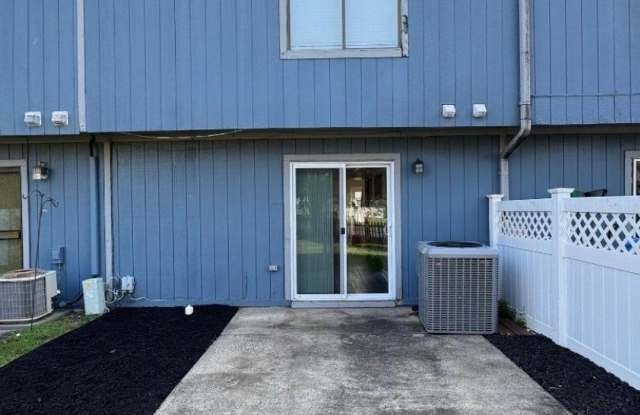 13 Creek Rd photos photos