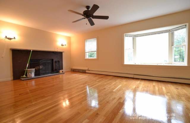 47 Dighton St. photos photos