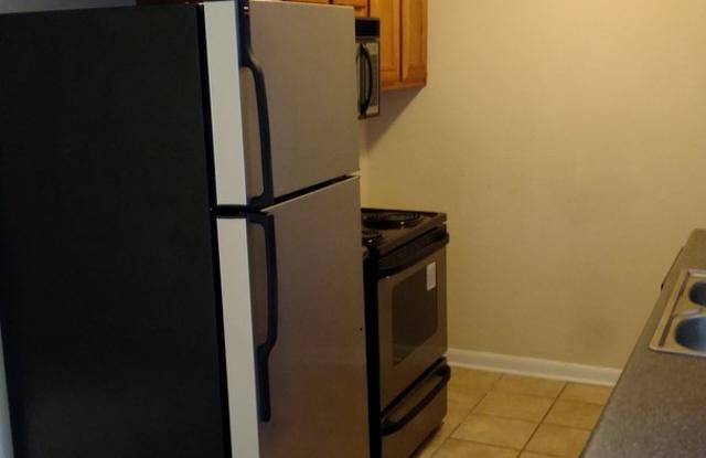 2 bedroom, 1.5 bathroom located in the desirable Haymount Area! Gallery 4