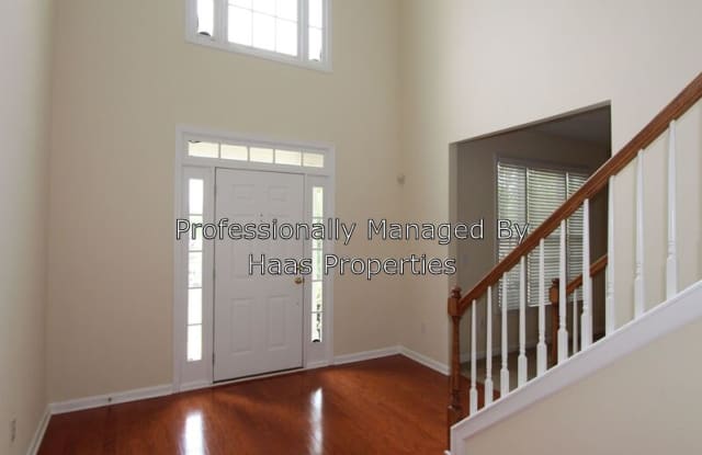 2580 Fairlawn Downs Gallery 2