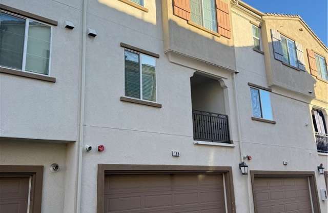 188 Olive Avenue photos photos