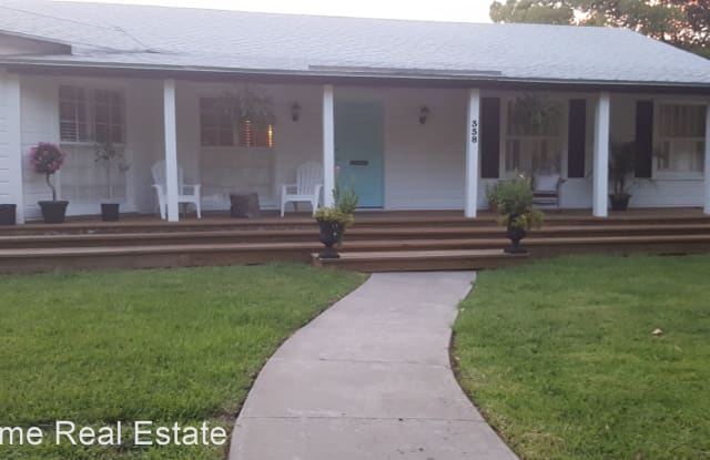 338 Chenoweth - 338 Chenoweth Dr, Corpus Christi, TX 78404