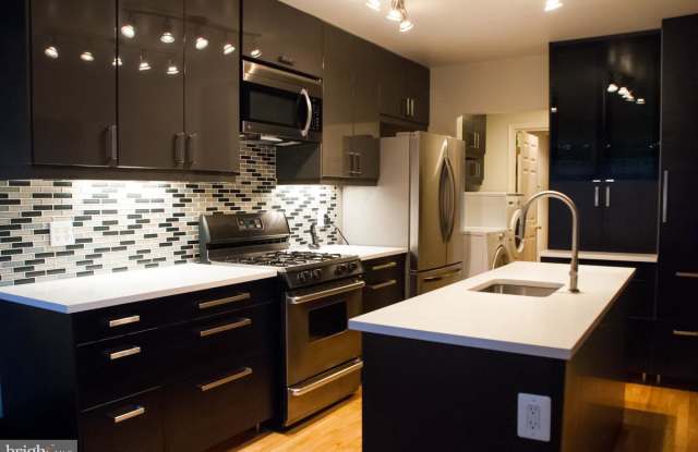 1233 S STREET NW Gallery 3