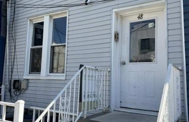 48 SOUTH ST photos photos