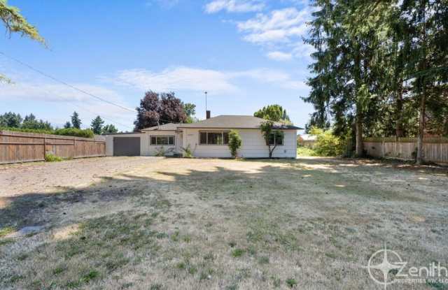 4207 NE 59th Ave photos photos