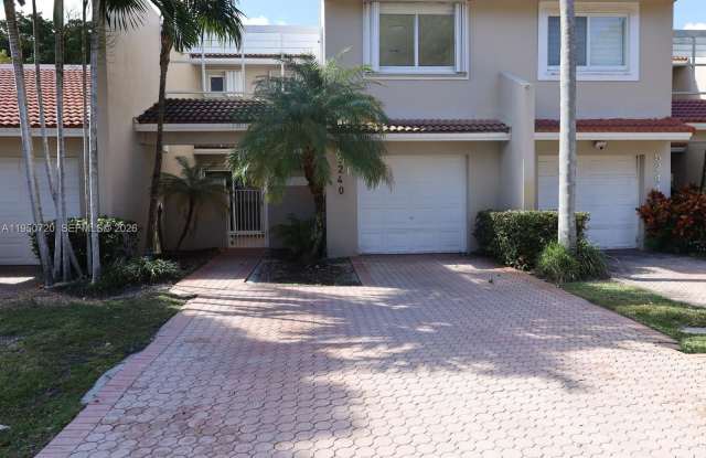 5240 NW 102nd Ct photos photos