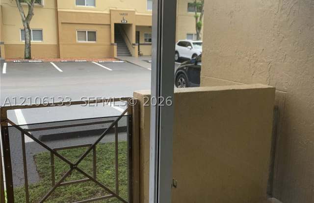 14921 SW 82nd Ln Gallery 2