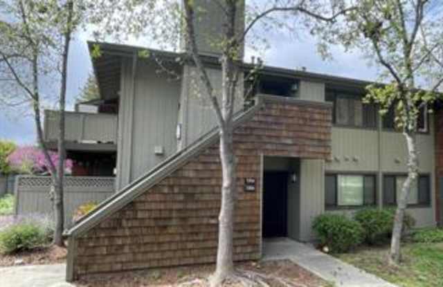2512 La Terrace Circle photos photos