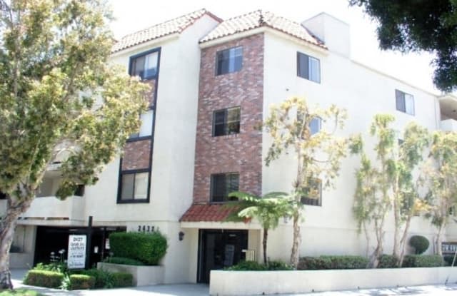2437 Corinth Avenue photos photos