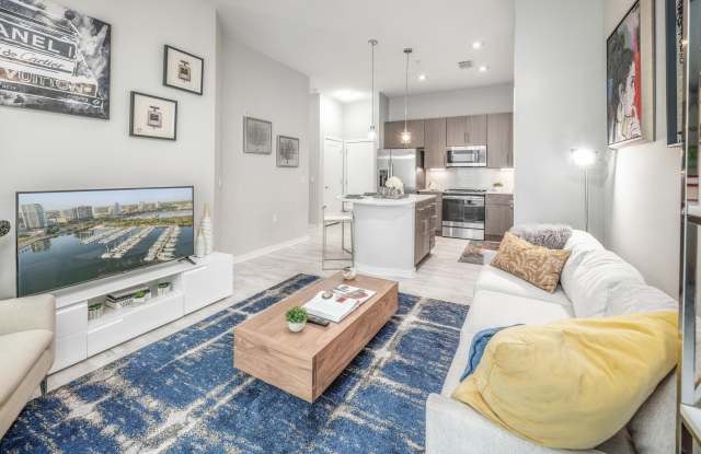 930 Central Flats Gallery 4