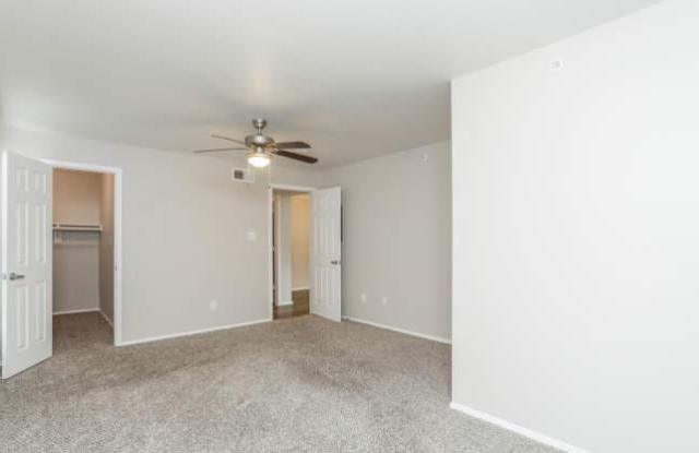 17782 Highway 59 North Gallery 2