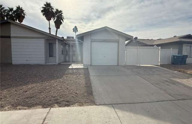 4901 Chantilly Avenue photos photos