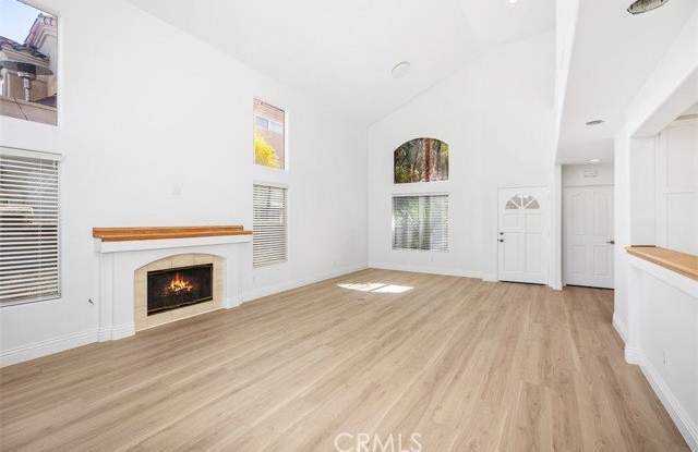 3 Genoa Gallery 4