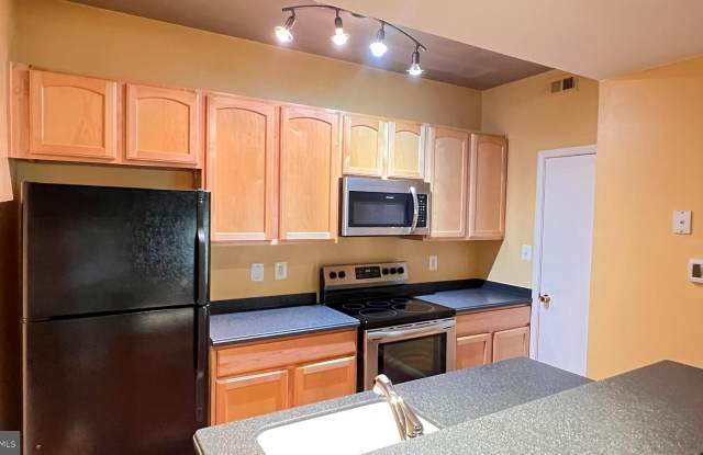 12158 PENDERVIEW LANE - 12158 Penderview Lane, Fair Oaks, VA 22033