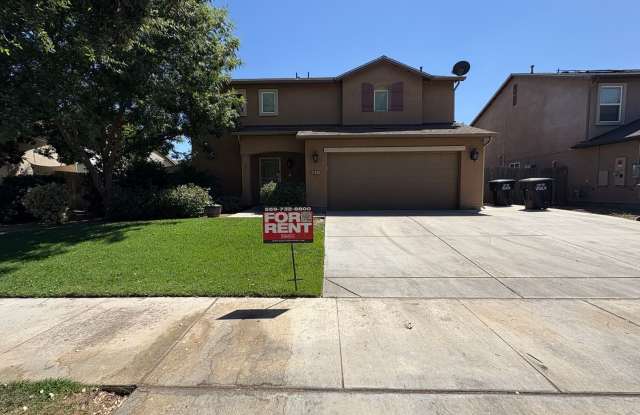 Spacious Two Story Home in SW Visalia Available Now! photos photos