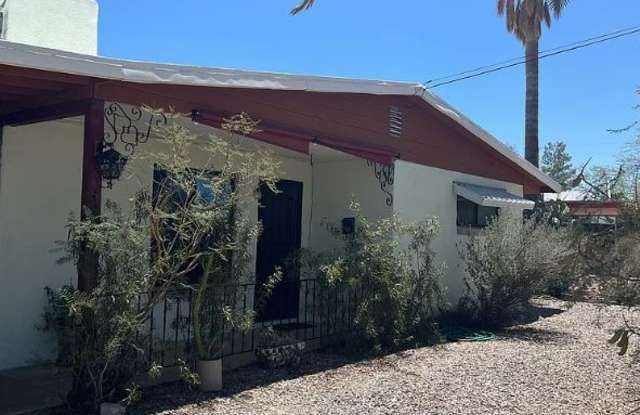 3350 North Tucson Boulevard photos photos