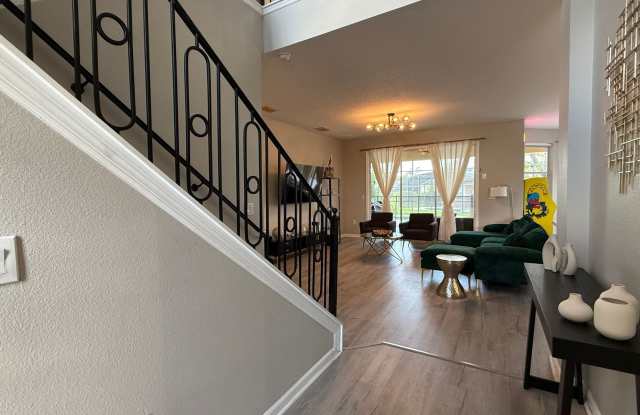 Pool & Lawn Care Included! Furniture Optional! Pet Friendly! Gallery 4