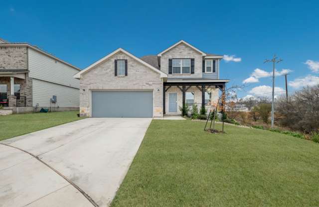 4-Bedroom Home with 2 Primary Suites Near Randolph AFB photos photos