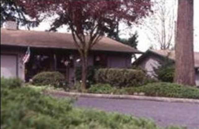 Forest Canyon Village Apartments Gallery 1