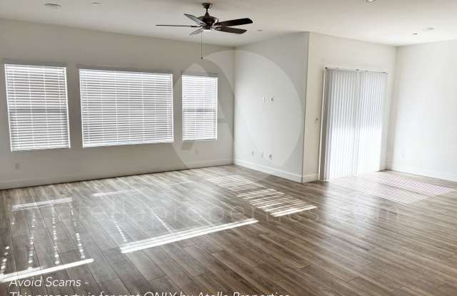 203 East Taylor Avenue Gallery 4