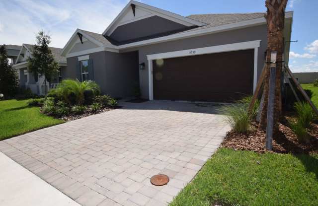 This charming 4 Bedroom, 4 Bath Single Family Home For Rent at 5259 Bowspirit Way. Saint Cloud, FL 34771 photos photos
