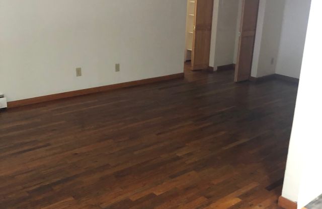 1 Colonial Rd, Unit 125 Gallery 3