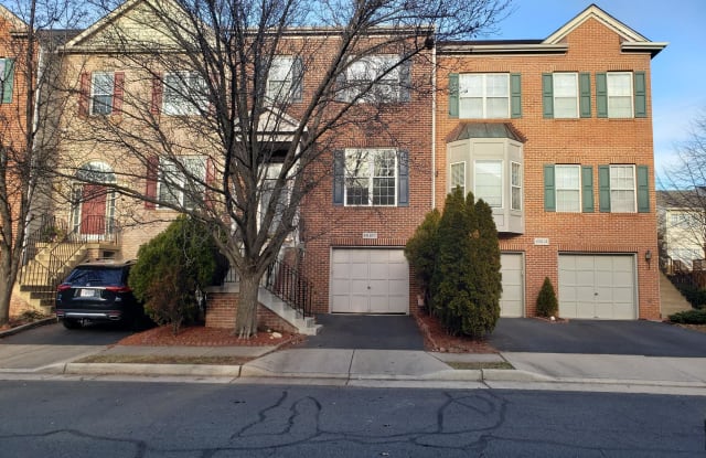 45810 MATADOR TERRACE - 45810 Matador Terrace, Dulles Town Center, VA 20166