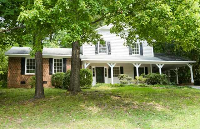 4 Bedroom Home in Superb Cary Location photos photos