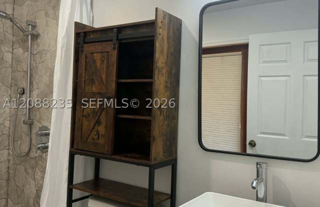 16601 SW 149th Pl Gallery 4