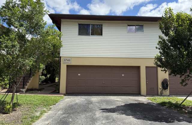 3741 NW 84th Avenue photos photos