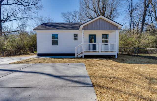 2 BR 1 BA house for Rent Gallery 1