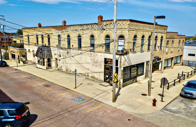 226 North Benton Street - 226 N Benton St, Woodstock, IL 60098