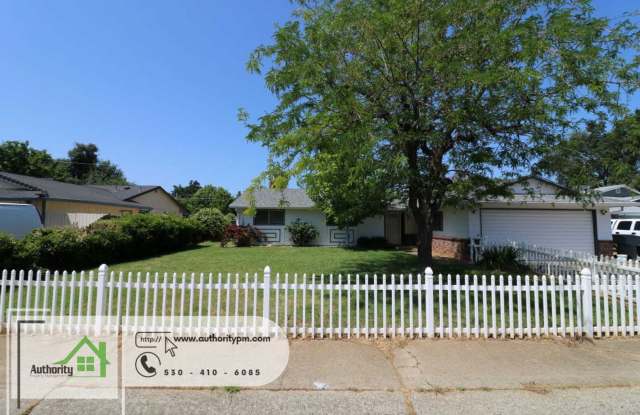 3288 Adams Lane. Central Heat  Air, Fresh Paint, Small Dog is welcome with Addt'l $50.00 to Rent. photos photos