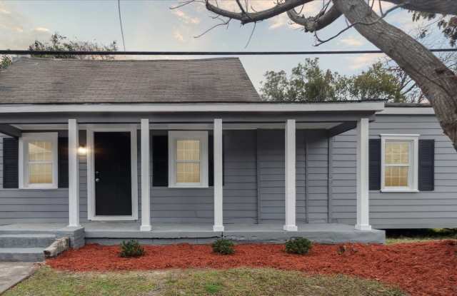 Large Downtown 3BR (potential 4th)/2BA House For Rent photos photos