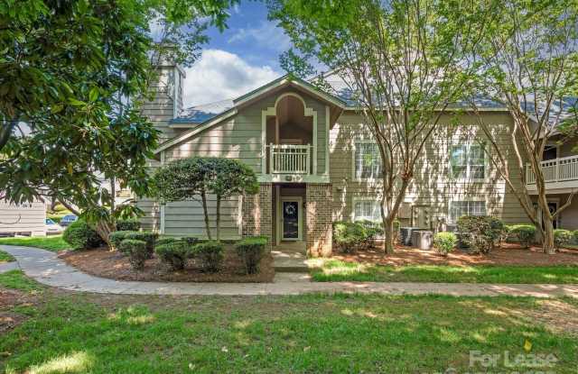 5011 Sharon Road photos photos