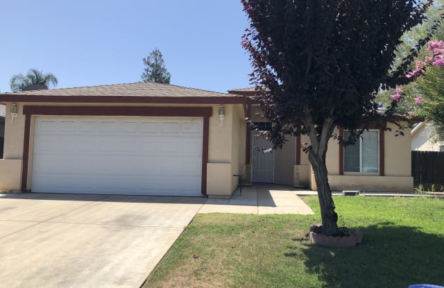 2608 Santa Ana Ave - 2608 Santa Ana Avenue, Clovis, CA 93611