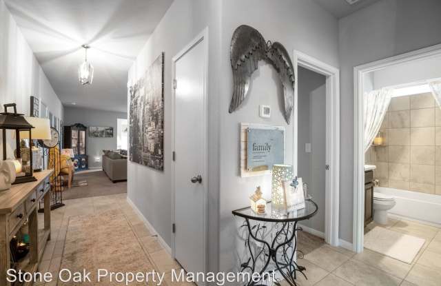 245 East Broade Street Gallery 3