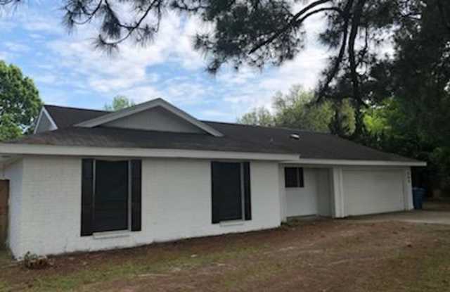 205 Youngsville - 205 Youngsville Highway, Lafayette, LA 70508