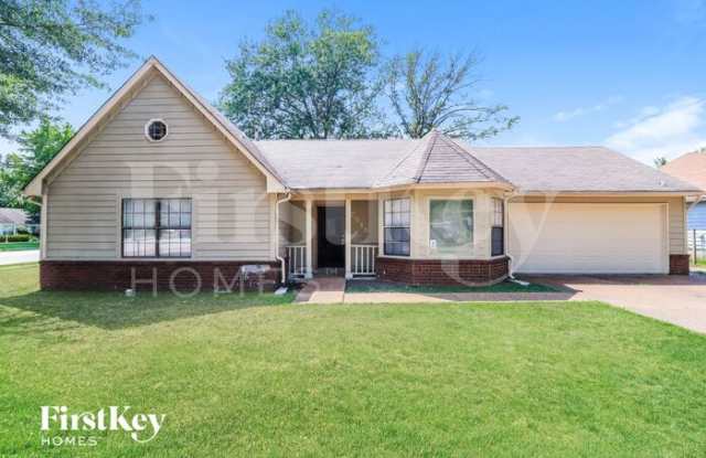 2515 Laurelcrest Drive photos photos
