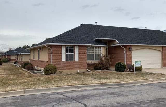 576 East 5500 South - 576 E 5500 S, Washington Terrace, UT 84405