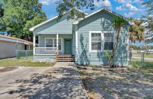 Spacious 3-Bedroom Home with Recent Upgrades on a Corner Lot Near Busch Gardens – No HOA! photos photos