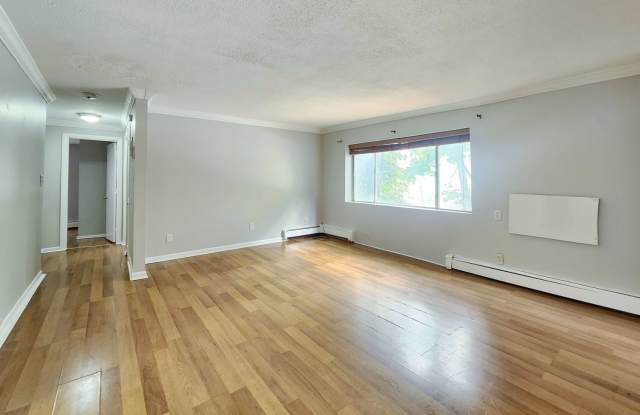 Heat and hot water included! 2 bed condo near Chelsea Highshool photos photos